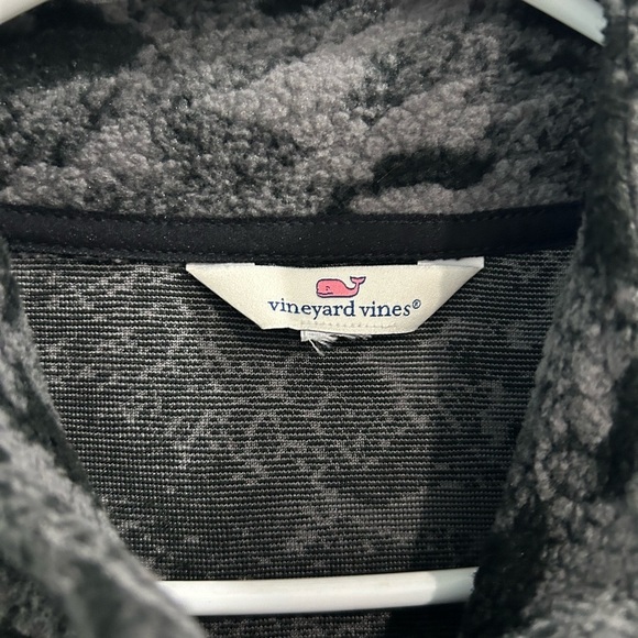 Vineyard Vines Camo Sherpa Harbor Vest Sz XL Cozy Outdoors Layering Preppy - Picture 3 of 11